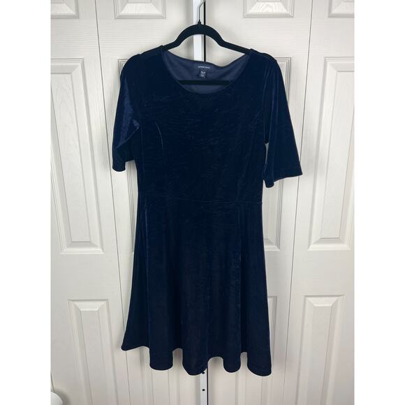 Lands End Blue Velvet Fit & Flare Short Sleeve Midi Holiday Dress Medium 10/12 - Picture 4 of 6